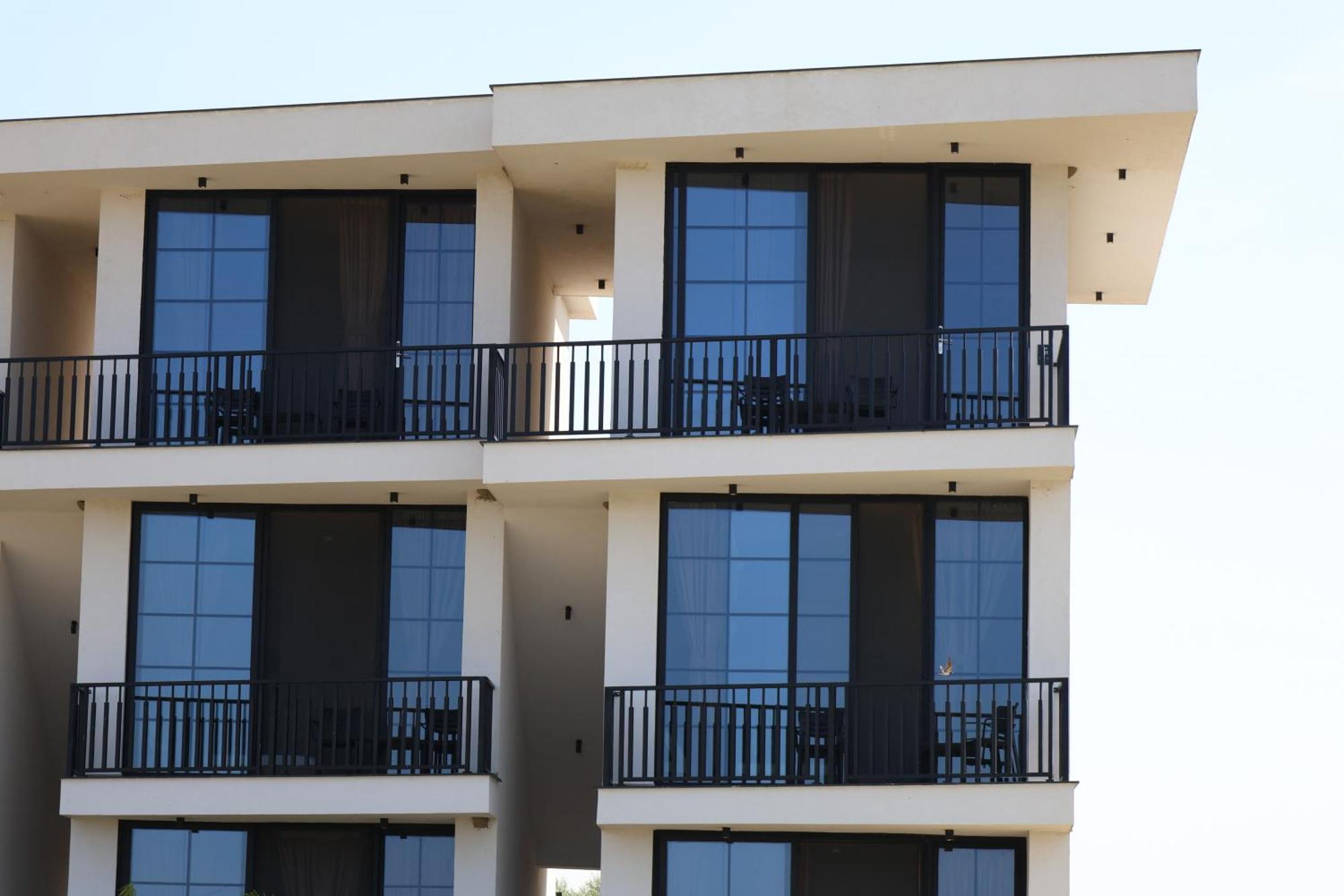 Posh Villas Rrogozhine Εξωτερικό φωτογραφία